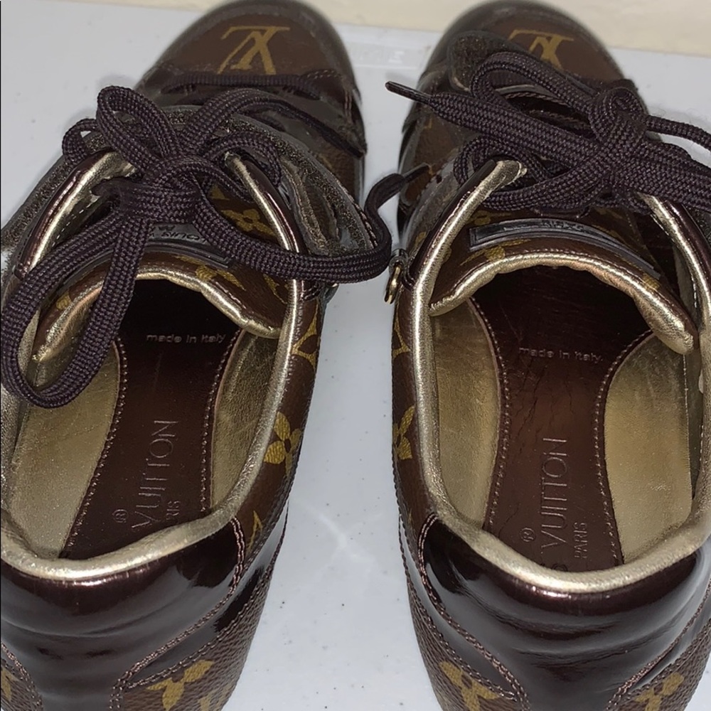 Louis Vuitton Globetrotter Sneakers/ size: 38.5 - Picture 7 of 12